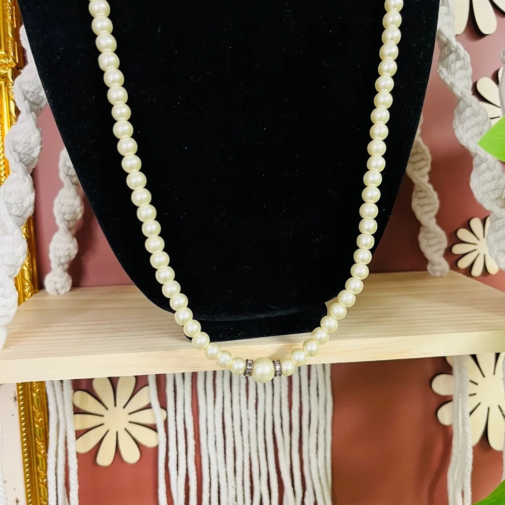 Vintage faux pearl